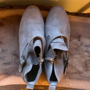 No Parking Tan Booties